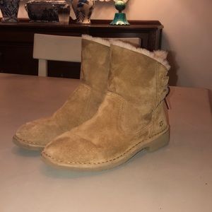 Ugg Naiyah boots